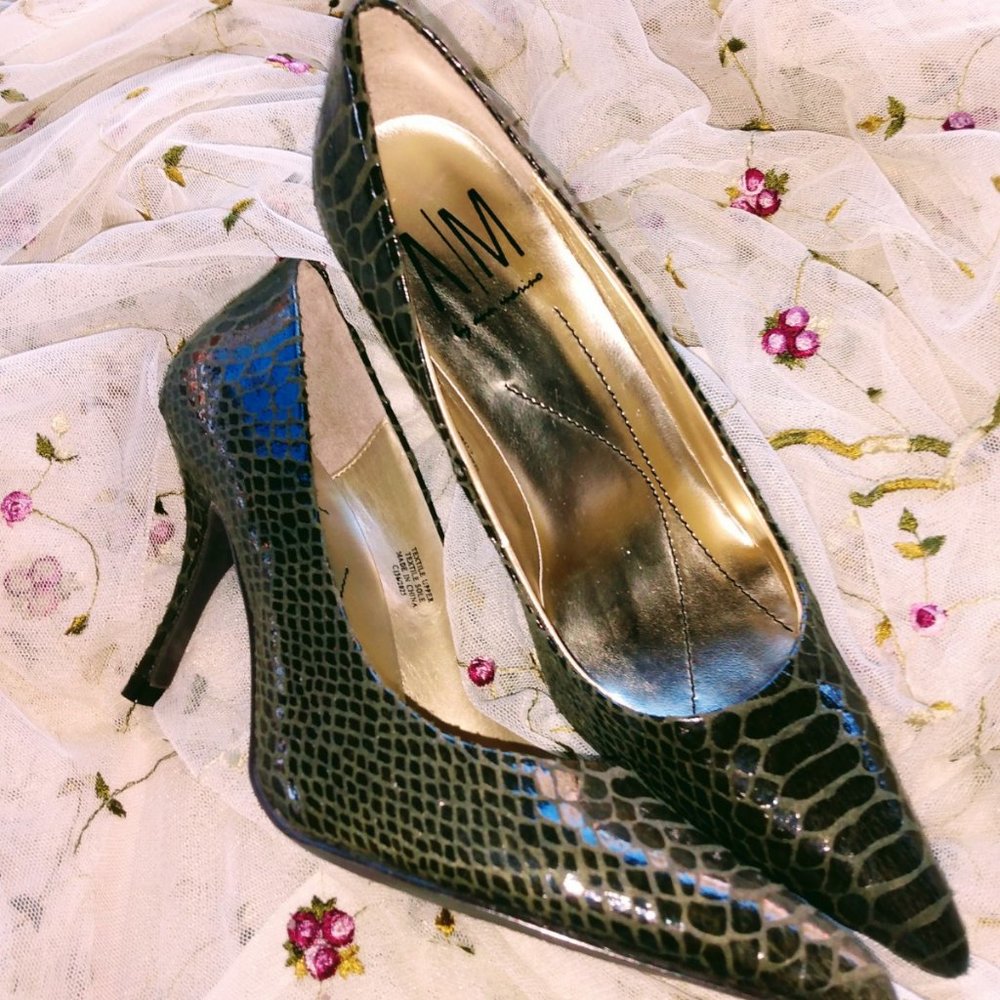 ✨ Ann Marino || 3.5" Green Snake Skin Textured Heels